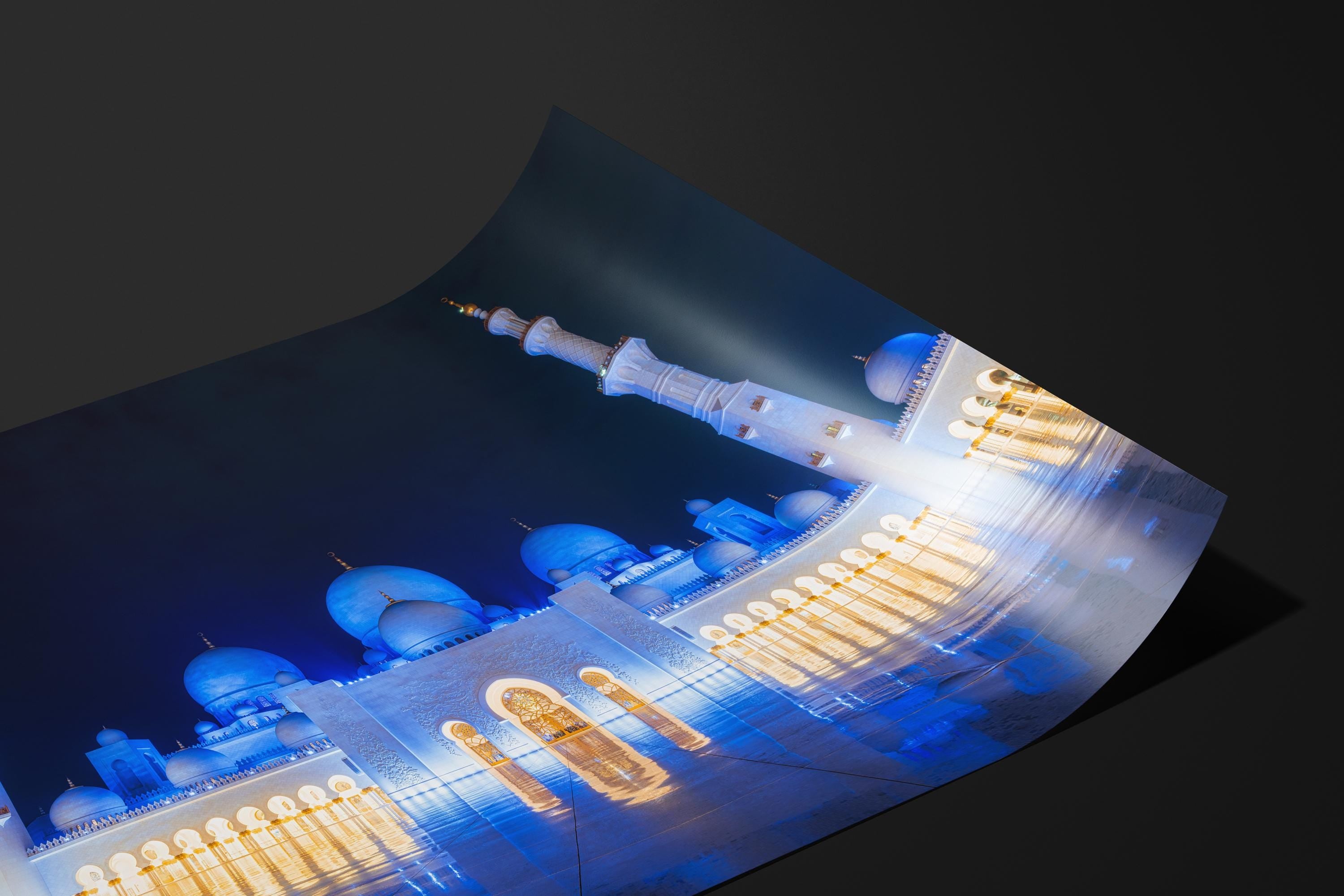 Sheikh Zayed Grand Mosque at Night