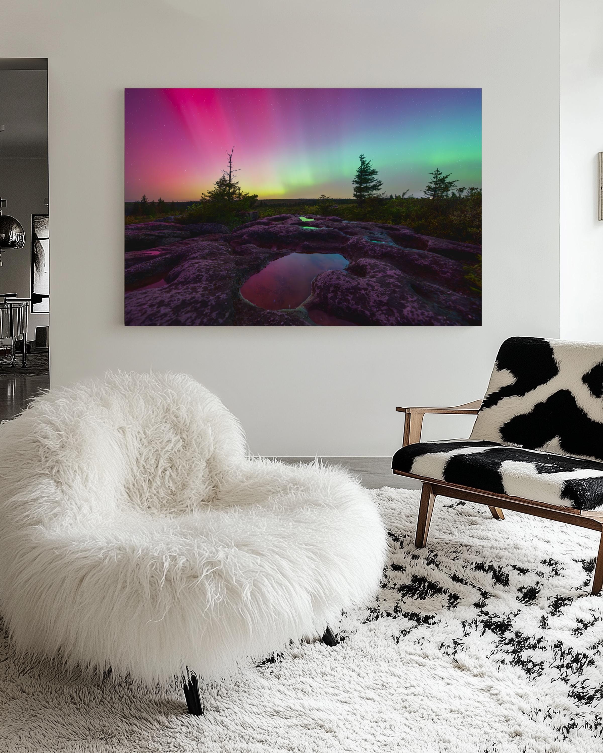 Vibrant Aurora Over Bear Rocks