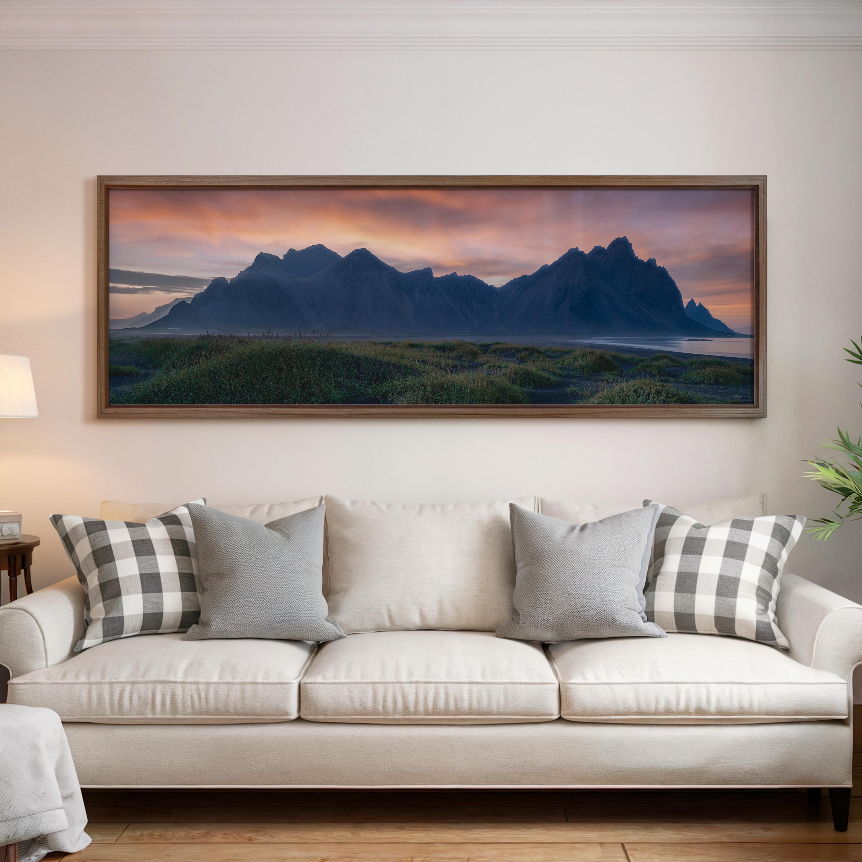 Stokksnes Iceland Sunrise: Vestrahorn Mountain