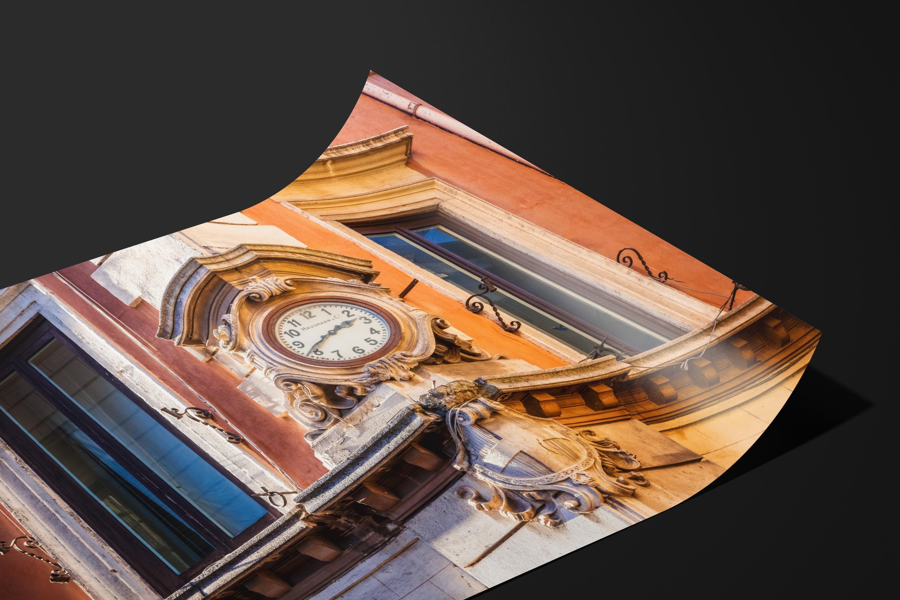 Rome Corner Clock